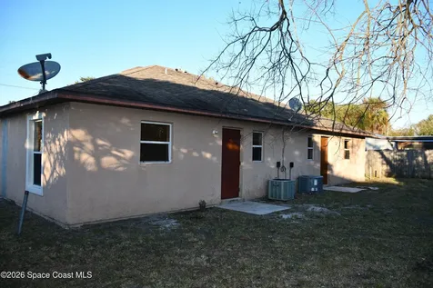 1529, 1531 Paradise Lane Cocoa FL 32922