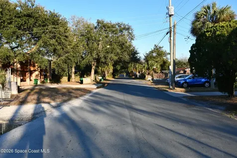 1529, 1531 Paradise Lane Cocoa FL 32922