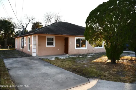 1529, 1531 Paradise Lane Cocoa FL 32922
