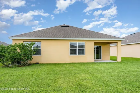 235 Sorrento Drive Cocoa FL 32922