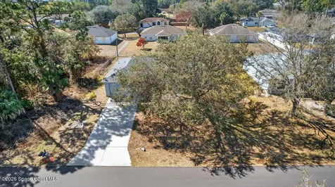 132 Hilton Avenue NW Palm Bay FL 32907