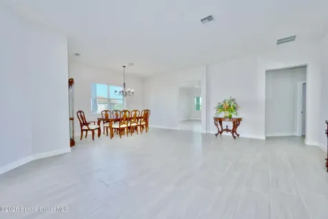 1774 Berkshire Circle SW Vero Beach FL 32968