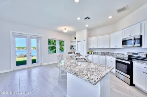 1774 Berkshire Circle SW Vero Beach FL 32968