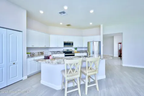 1774 Berkshire Circle SW Vero Beach FL 32968