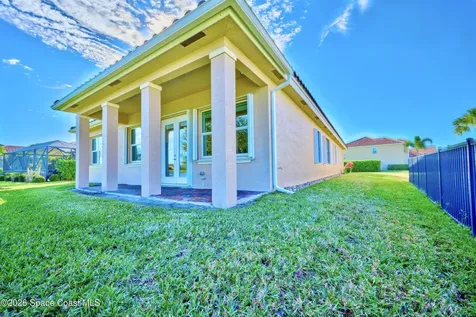 1774 Berkshire Circle SW Vero Beach FL 32968