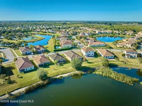 1774 Berkshire Circle SW Vero Beach FL 32968