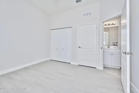 1774 Berkshire Circle SW Vero Beach FL 32968