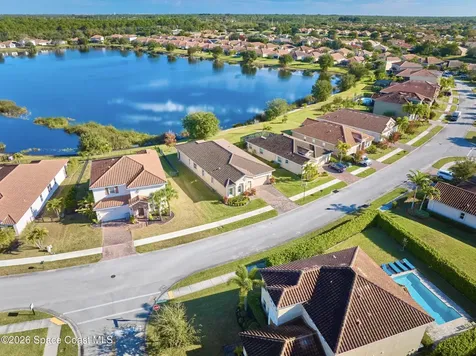 1774 Berkshire Circle SW Vero Beach FL 32968
