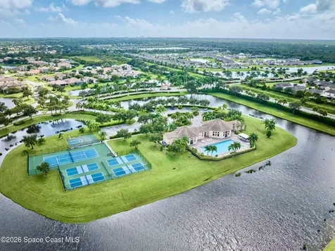 1774 Berkshire Circle SW Vero Beach FL 32968