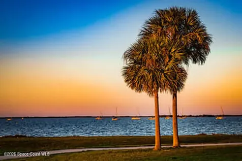1715 N Merrimac Drive Merritt Island FL 32952