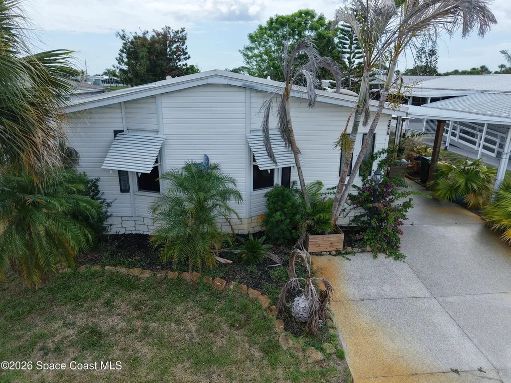 7625 Longhorn Avenue Micco FL 32976