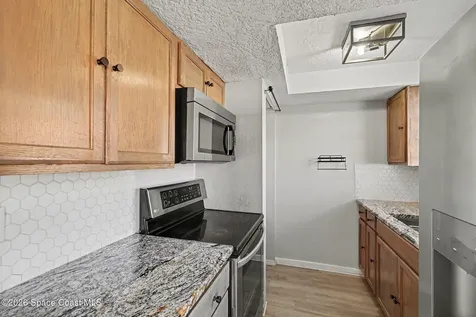1300 Arlington Lane NE Palm Bay FL 32905
