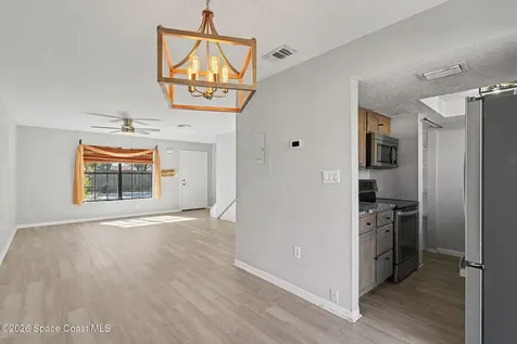 1300 Arlington Lane NE Palm Bay FL 32905