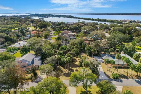 1485 S Oaks Drive Merritt Island FL 32952