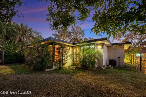 548 Old Oak Street Melbourne FL 32904