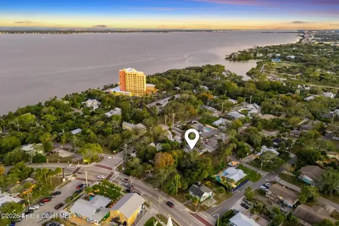 548 Old Oak Street Melbourne FL 32904