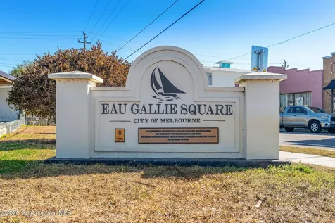 548 Old Oak Street Melbourne FL 32904