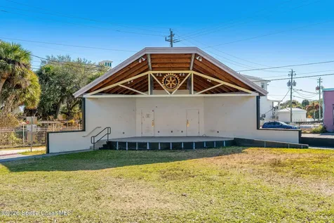548 Old Oak Street Melbourne FL 32904