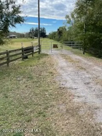 430 S Canoe Creek Road Kenansville FL 34739