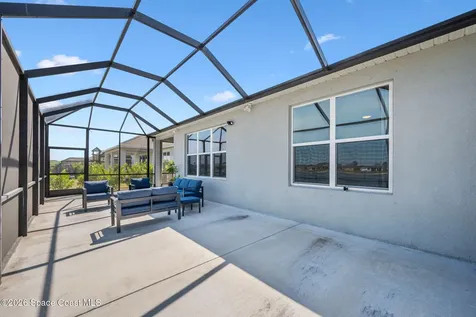 2631 Pinwherry Street NW Palm Bay FL 32907