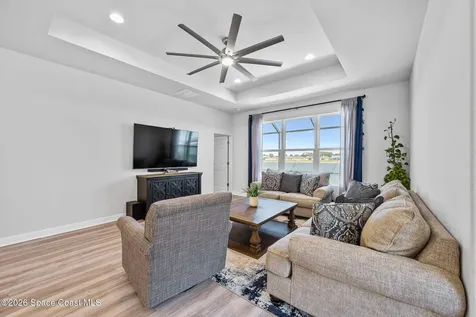 2631 Pinwherry Street NW Palm Bay FL 32907