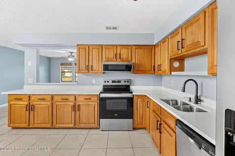 215 Hagerstown Street SW Palm Bay FL 32908