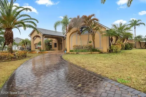 1855 Plantation Circle SE Palm Bay FL 32909