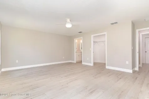 1526 Holcomb Street NW Palm Bay FL 32907