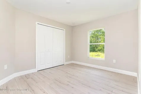 1526 Holcomb Street NW Palm Bay FL 32907
