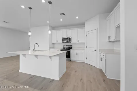 926 Castleford Avenue NE Palm Bay FL 32905