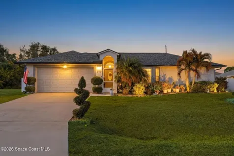 370 Olman Street SW Palm Bay FL 32908