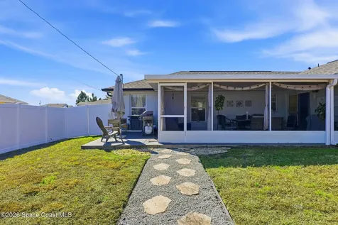370 Olman Street SW Palm Bay FL 32908