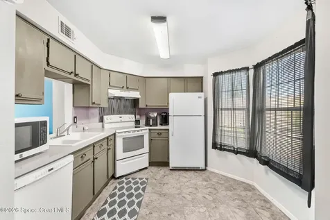 4920 Lake Waterford Way Melbourne FL 32901