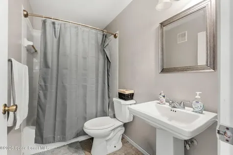 4920 Lake Waterford Way Melbourne FL 32901