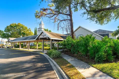 4920 Lake Waterford Way Melbourne FL 32901