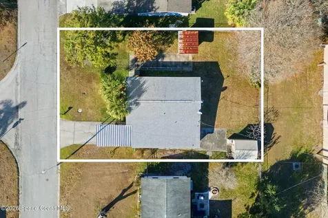 1045 Collins Street Melbourne FL 32935