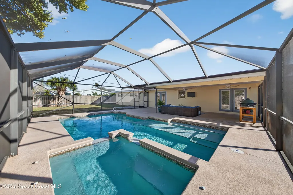 560 Glenwood Avenue Satellite Beach FL 32937