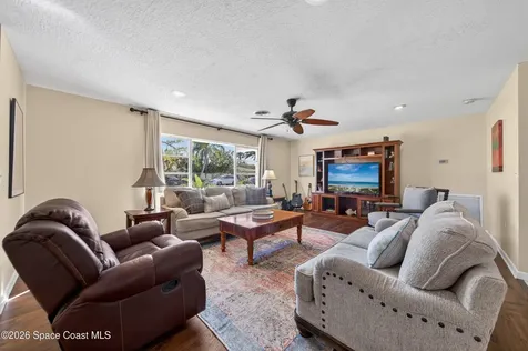 560 Glenwood Avenue Satellite Beach FL 32937