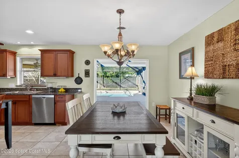 560 Glenwood Avenue Satellite Beach FL 32937