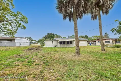 1705 24th Avenue Vero Beach FL 32960