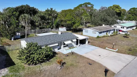 1705 24th Avenue Vero Beach FL 32960