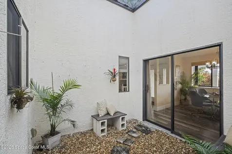 410 Parkside Place Indian Harbour Beach FL 32937