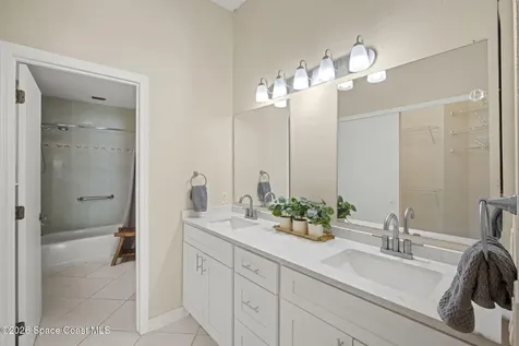 410 Parkside Place Indian Harbour Beach FL 32937