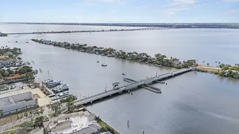 410 Parkside Place Indian Harbour Beach FL 32937