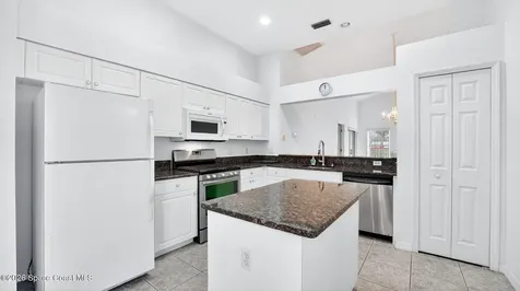934 Pine Creek Circle NE Palm Bay FL 32905