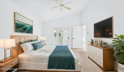 934 Pine Creek Circle NE Palm Bay FL 32905