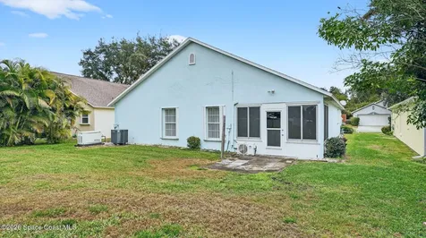 934 Pine Creek Circle NE Palm Bay FL 32905