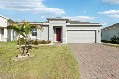 2150 Arctic Circle Titusville FL 32780