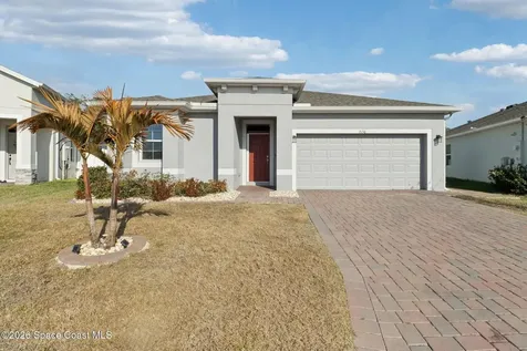 2150 Arctic Circle Titusville FL 32780