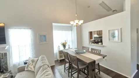 4822 Lake Waterford Way W Melbourne FL 32901